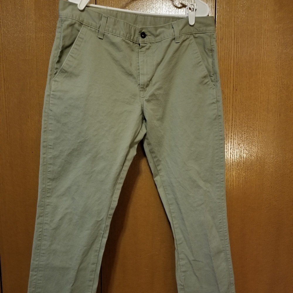 Levis jean cut khaki pants